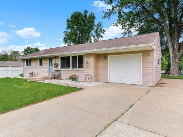 1815 Walnut Street, Hastings, MN 55033