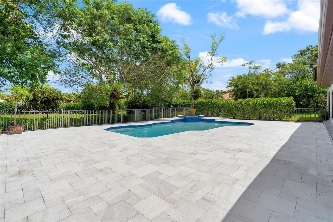 7011 Hialeah Ln, Parkland, FL 33067 Photo