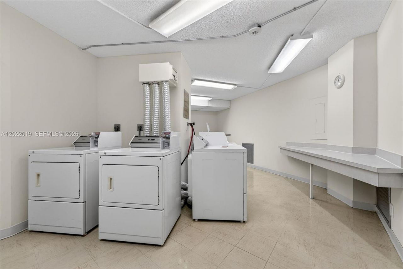 10777 W Sample Rd, Unit 209, Coral Springs, FL 33065 Photo