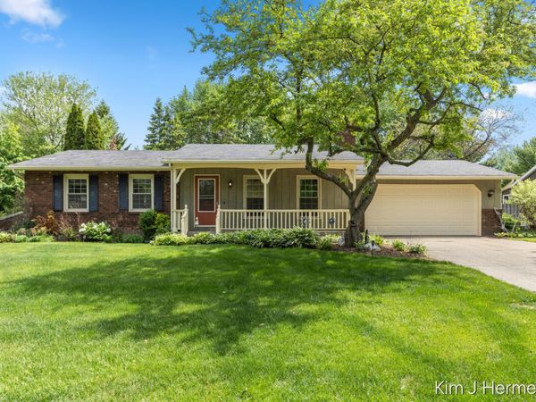 2508 Greenings Avenue NE, Grand Rapids, MI 49525