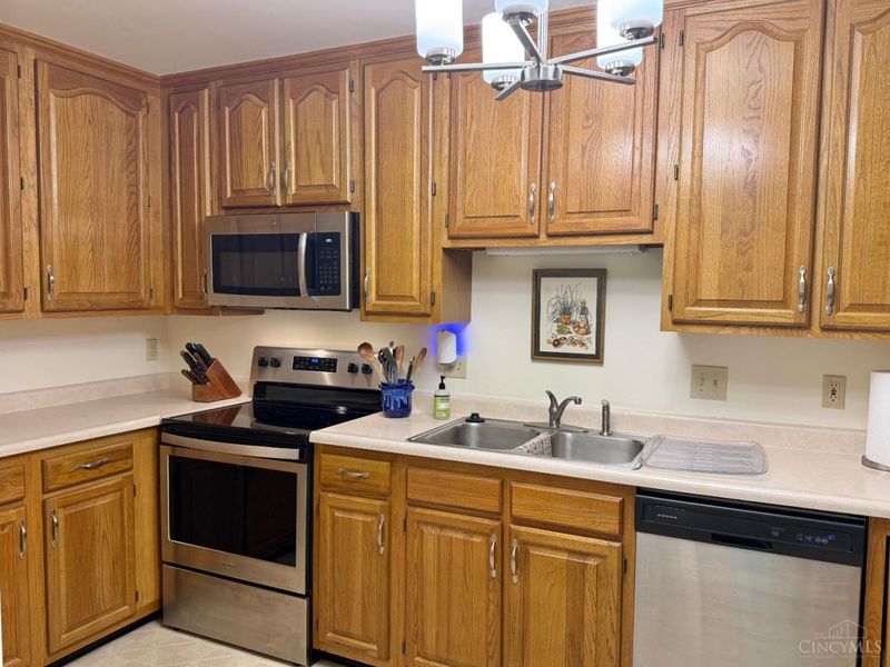 5530 Westwood Northern Boulevard, Cincinnati, OH 45248 Photo 13