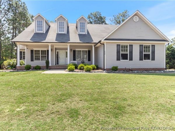 732 Stone Cross Drive, Spring Lake, NC 28390