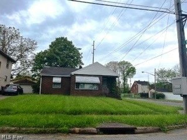 902 Alameda Avenue , Youngstown, OH 44510
