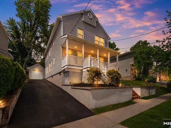 195 Van Winkle Street, EAST RUTHERFORD, NJ 07073