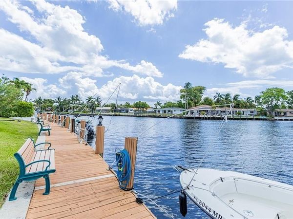 130 Cypress Club Drive, Unit Apt 323, Pompano Beach, FL 33060