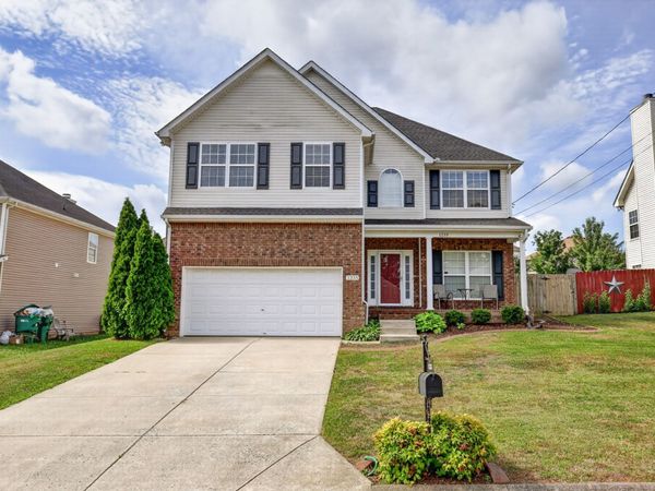 1235 Lasalle Dr, Smyrna, TN 37167