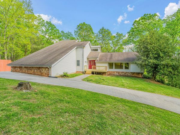 200 Briarcliff Road , Sweetwater, TN 37874