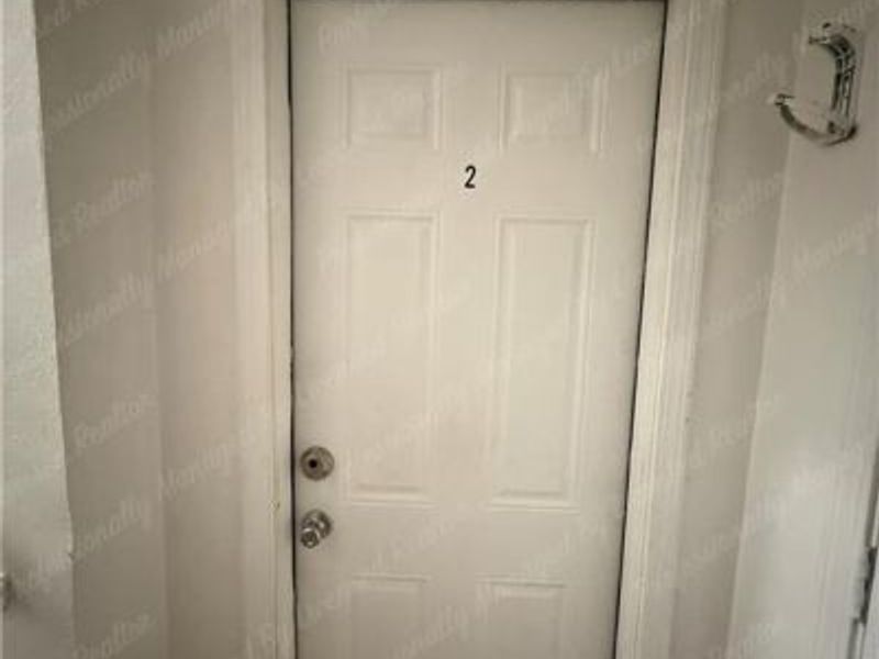 212 E Bruce Avenue, Unit 2, Dayton, OH 45405 Photo 3