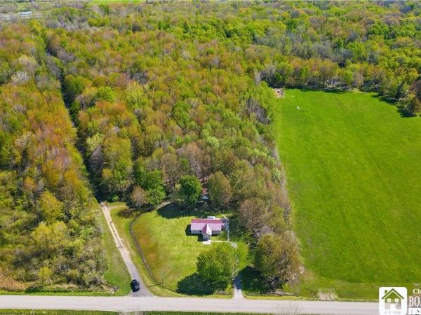 2383 Chapin Road , Silver Creek, NY 14136