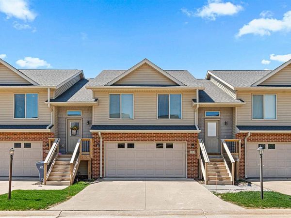 205 Will Dr, Solon, IA 52333