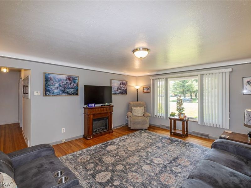 1055 Twilight Drive , Seven Hills, OH 44131 Photo 5