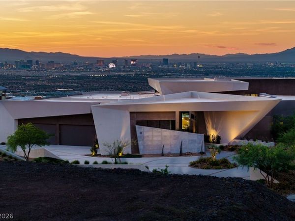 8 Chisel Crest Court , Henderson, NV 89012