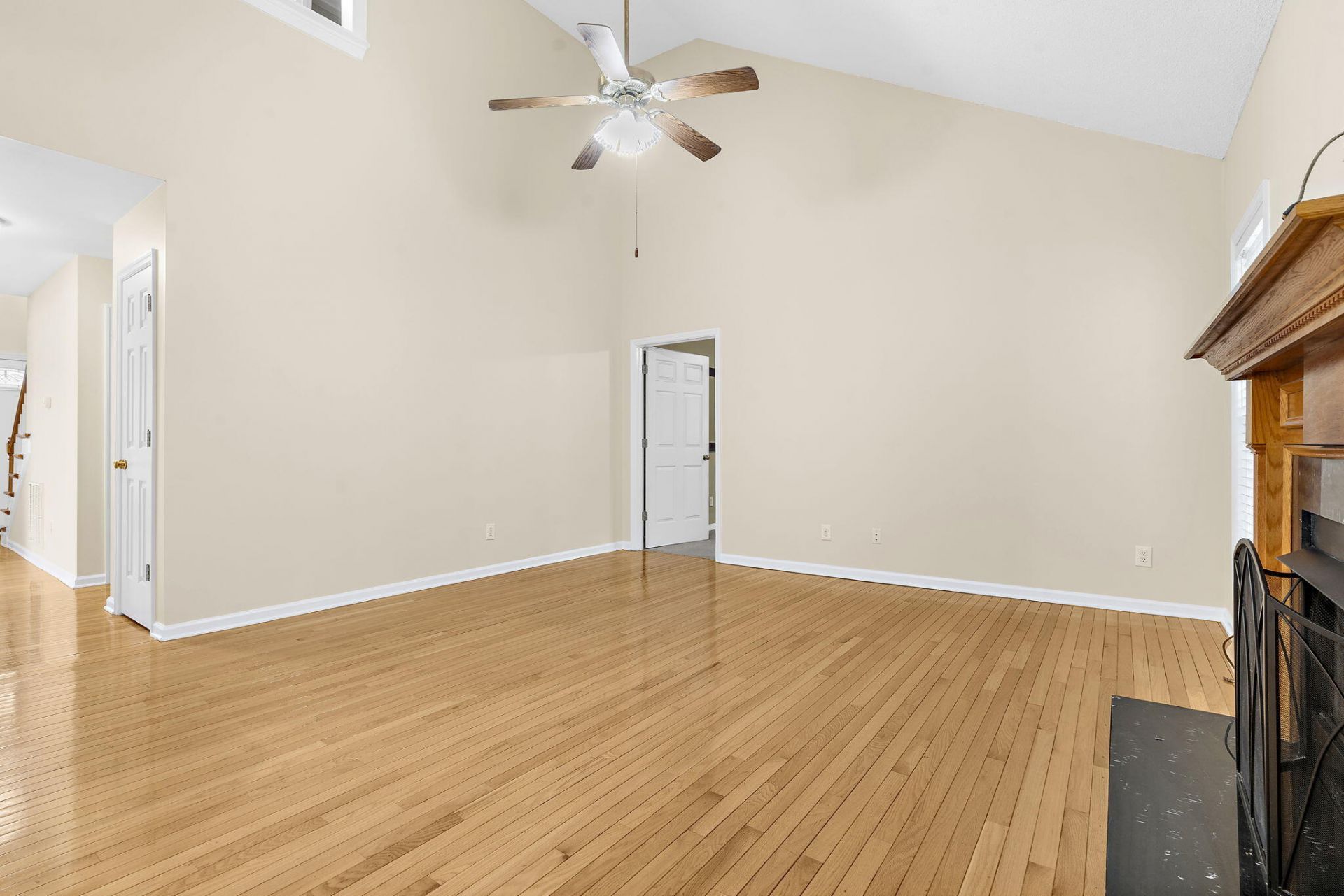 111 Haleswood Circle Photo 14