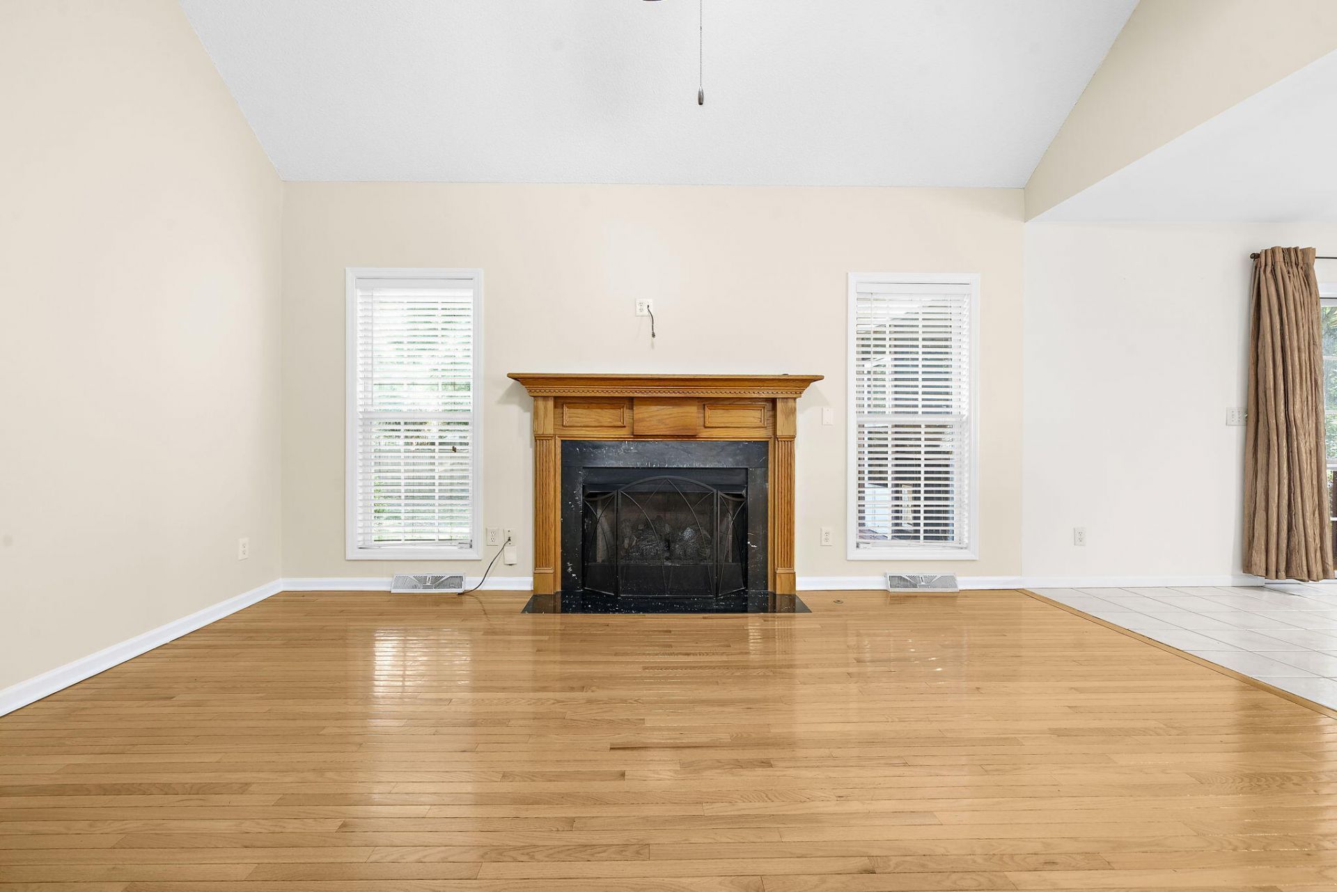 111 Haleswood Circle Photo 16