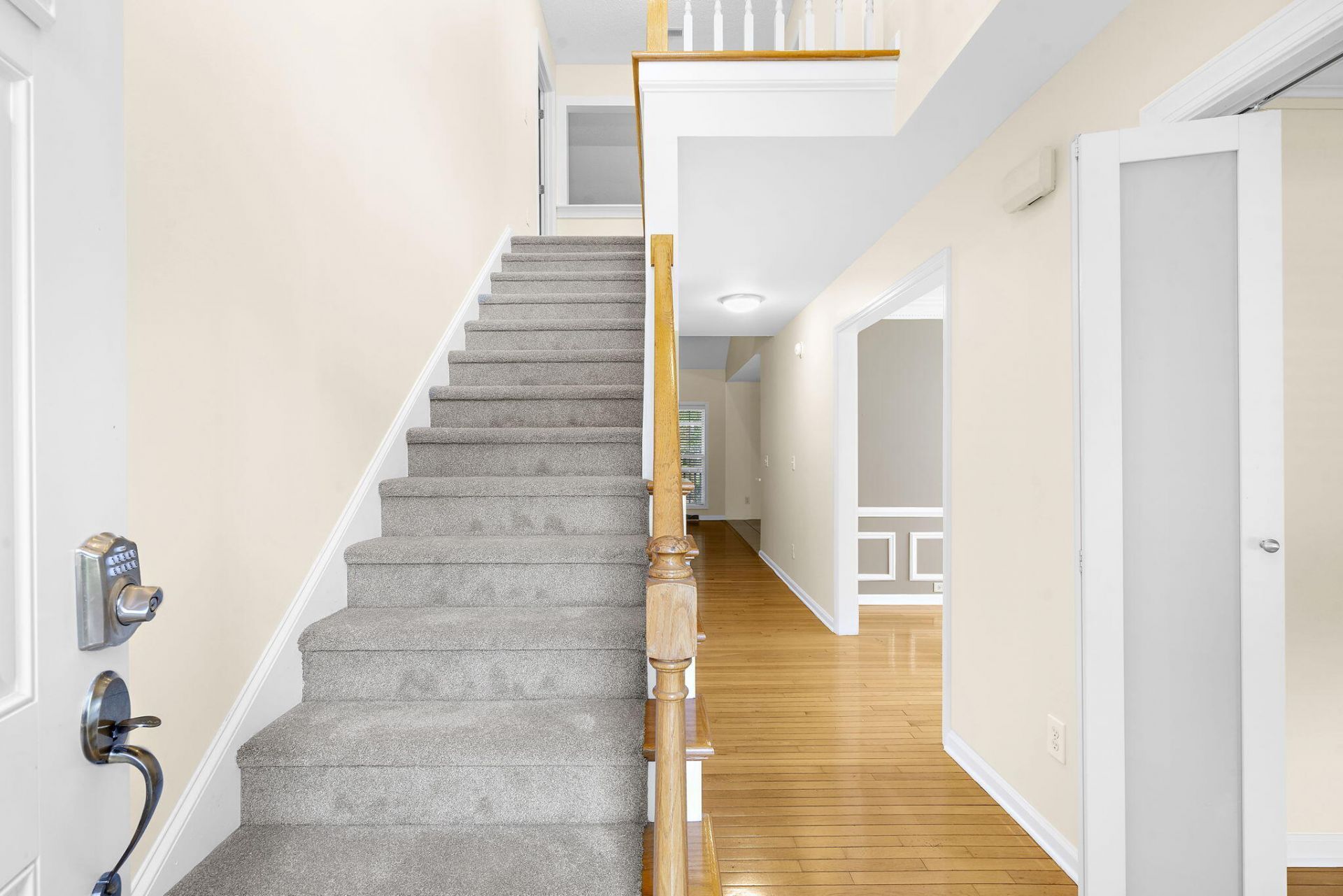 111 Haleswood Circle Photo 4