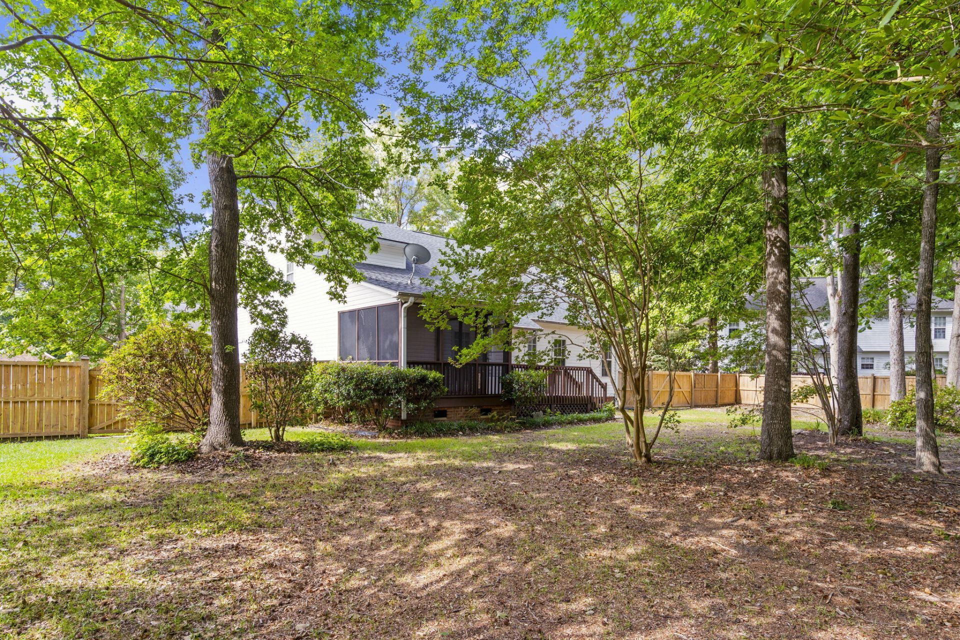 111 Haleswood Circle Photo 50