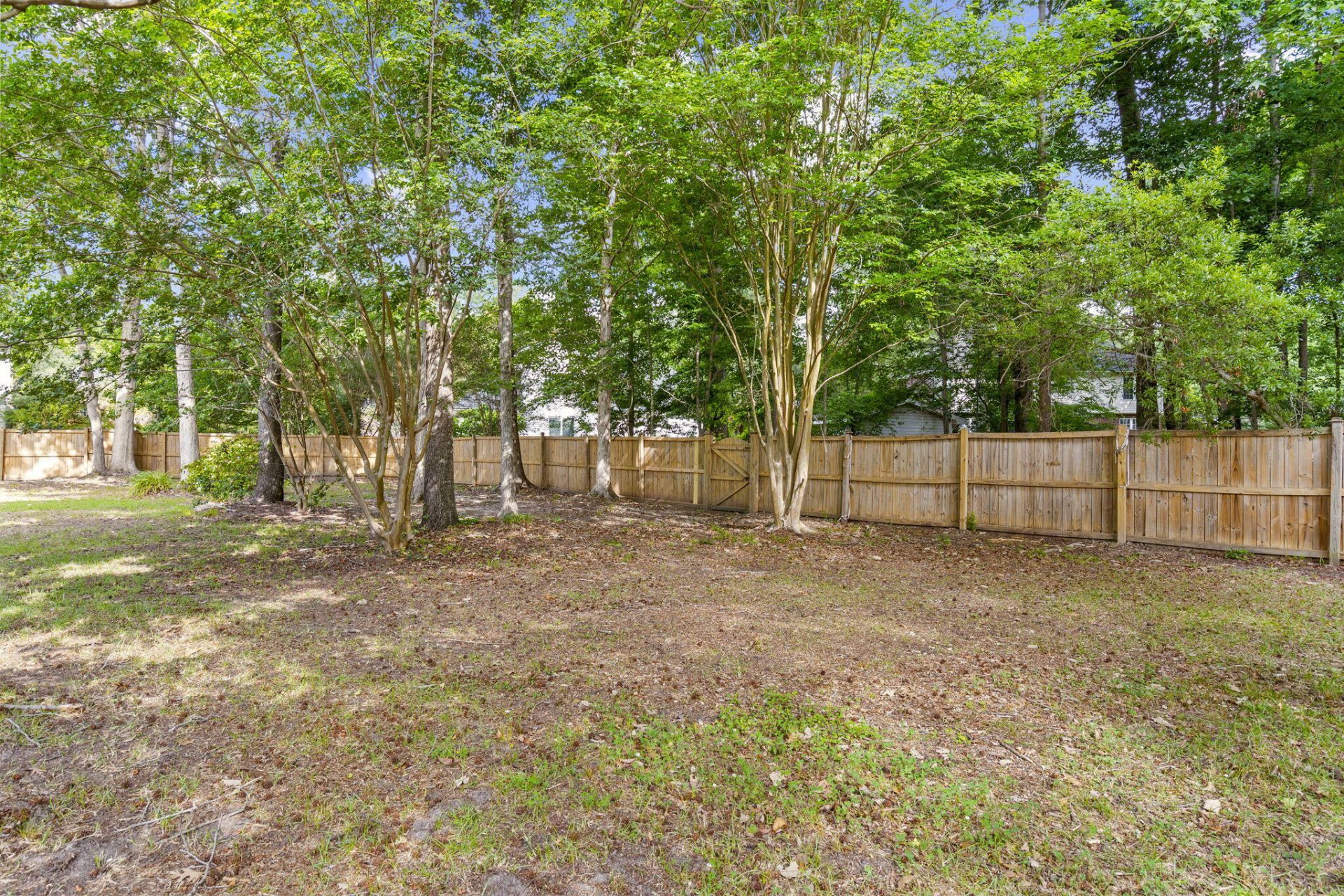 111 Haleswood Circle Photo 51
