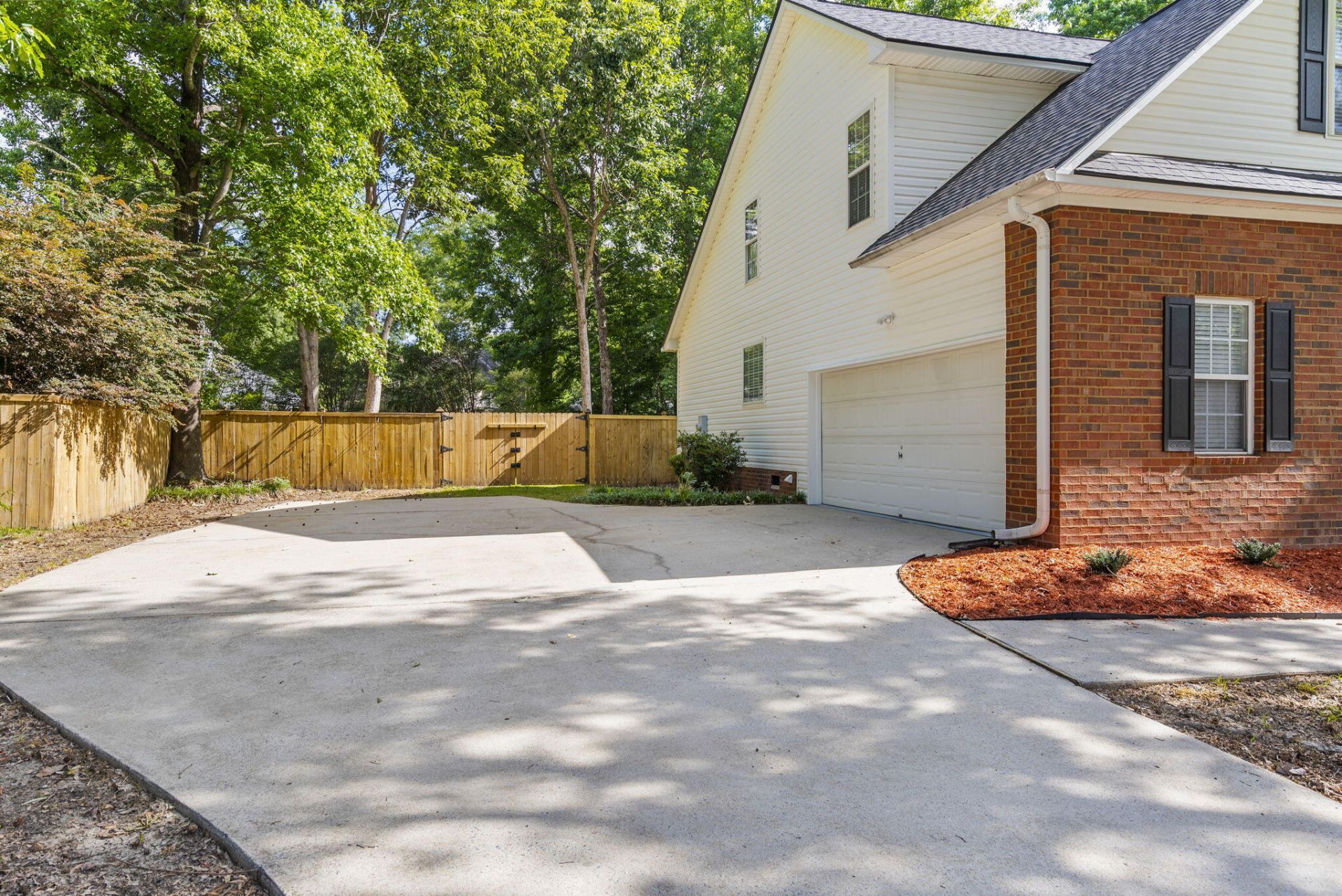 111 Haleswood Circle Photo 54