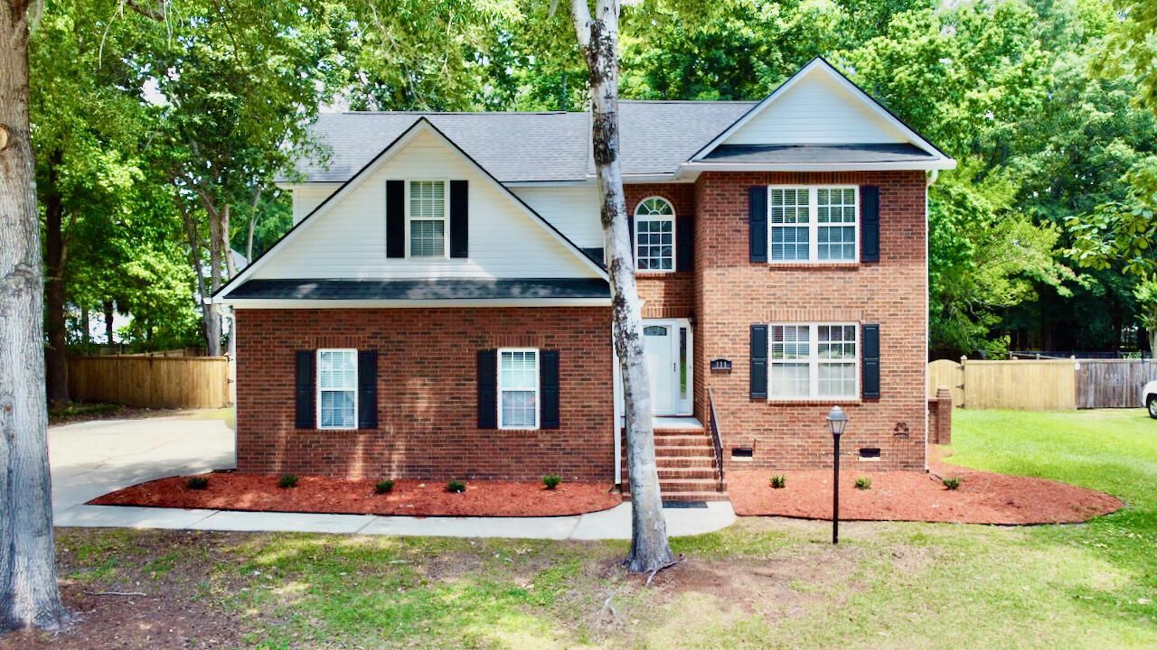 111 Haleswood Circle Photo 58