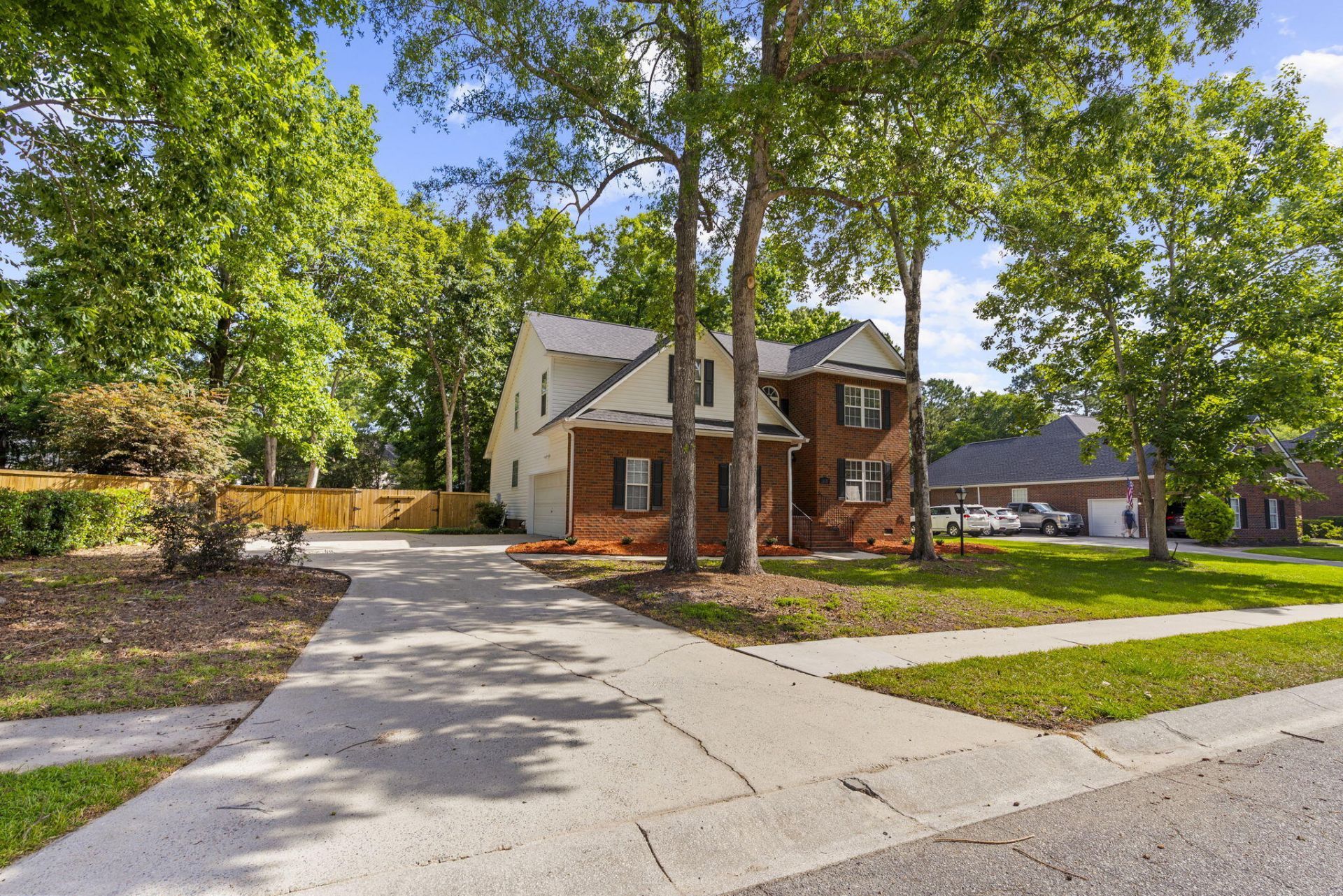 111 Haleswood Circle Photo 60