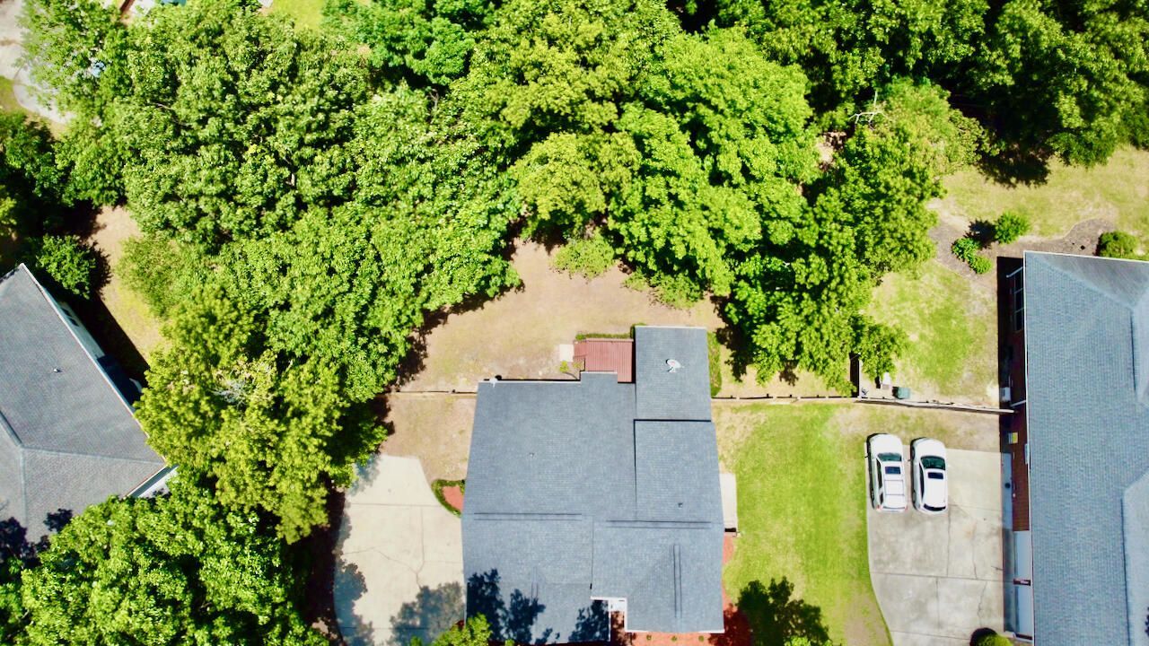 111 Haleswood Circle Photo 64