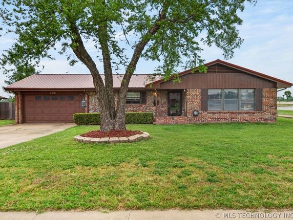 5716 Baylor Drive , Bartlesville, OK 74006
