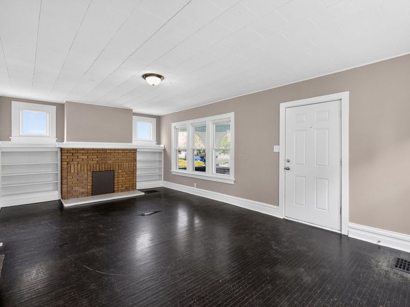 189 N Powell Avenue , Columbus, OH 43204 Photo 11