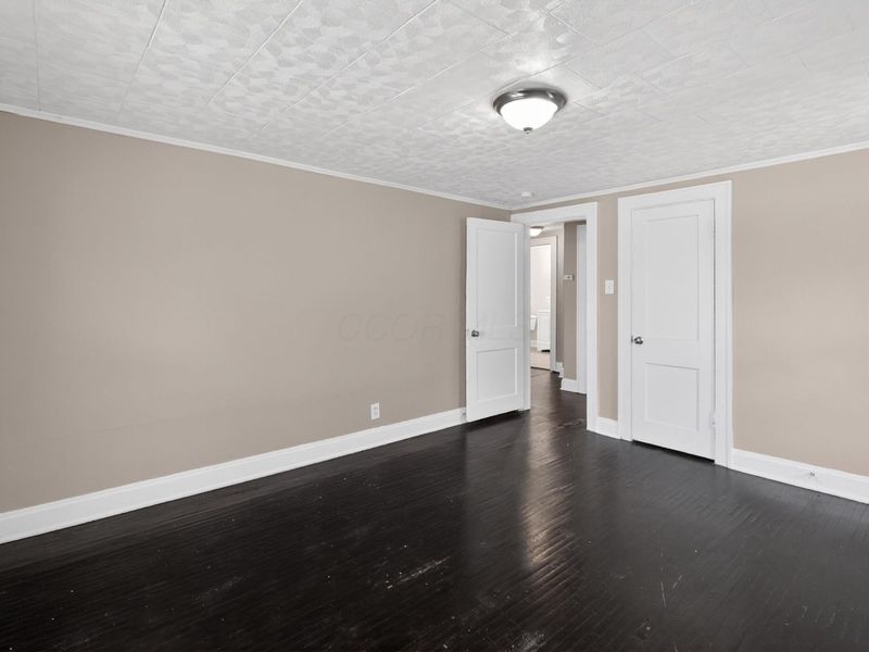 189 N Powell Avenue , Columbus, OH 43204 Photo 13
