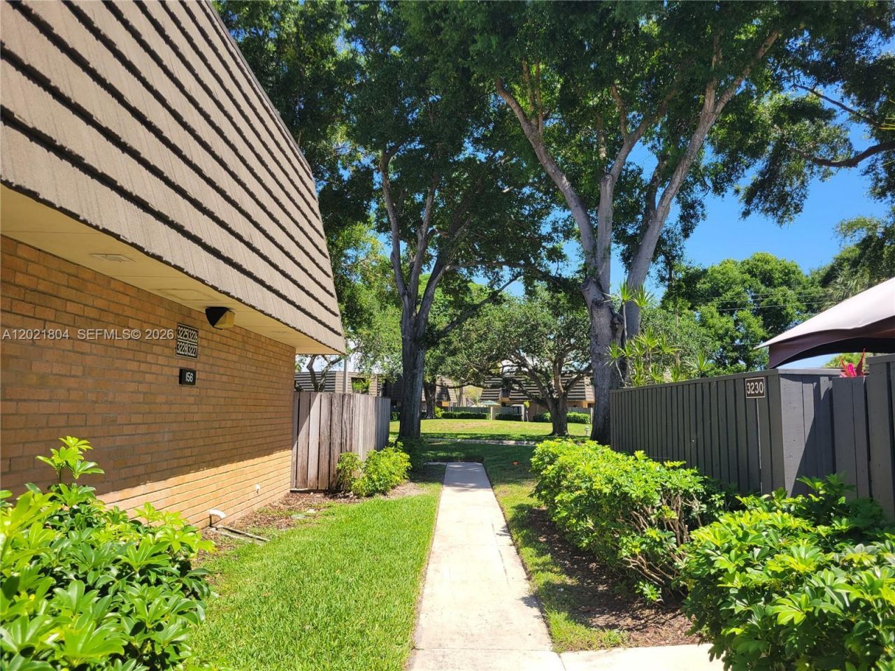 3227 32nd Way, Unit 3227, West Palm Beach, FL 33407 Photo