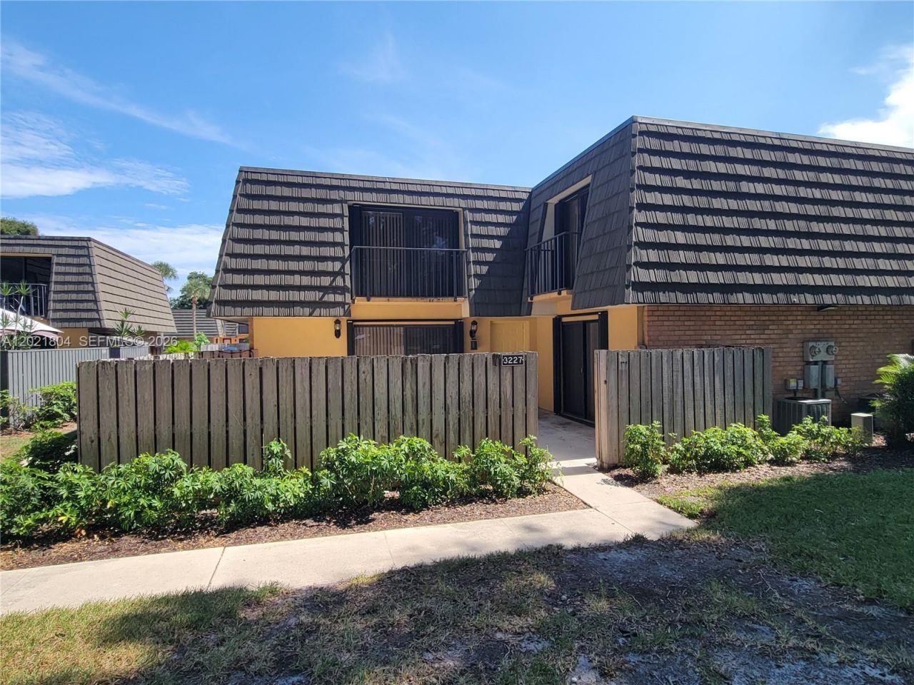 3227 32nd Way, Unit 3227, West Palm Beach, FL 33407 Photo
