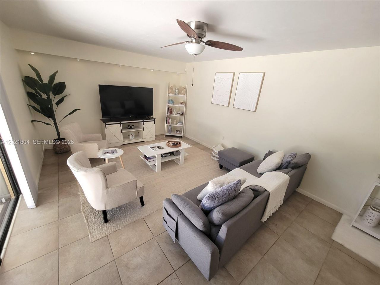 3227 32nd Way , Unit 3227, West Palm Beach, FL 33407 Photo