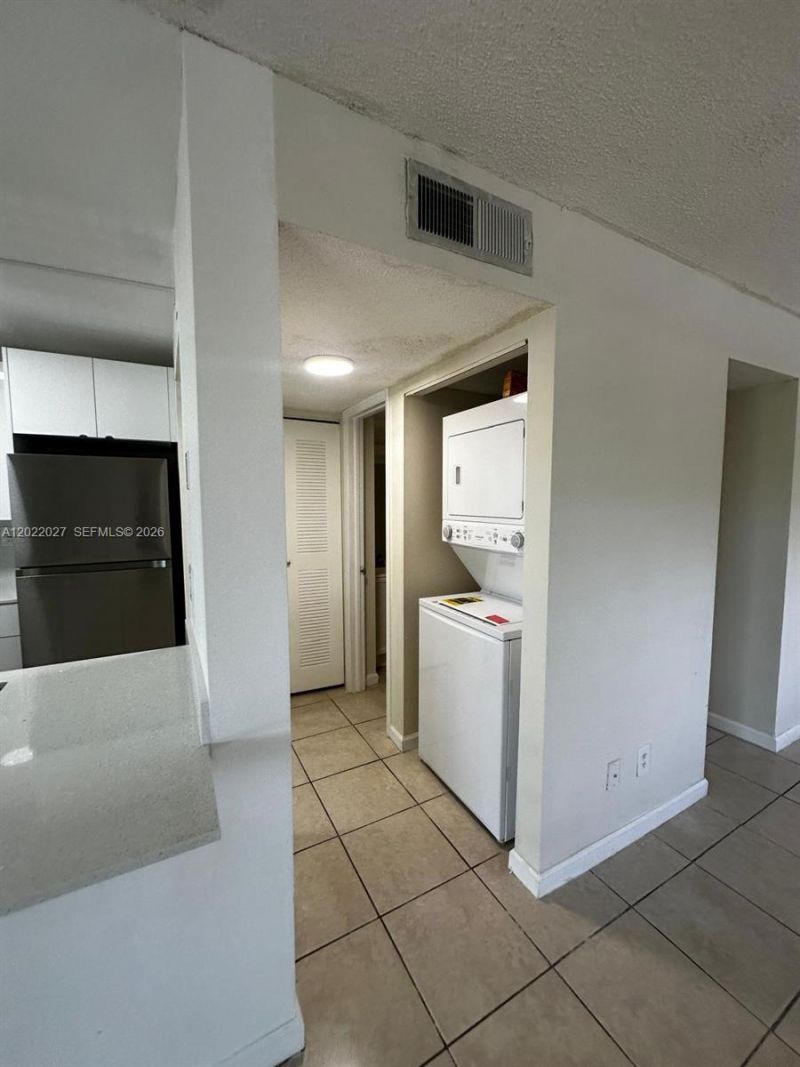3400 Foxcroft Rd , Unit 301, Miramar, FL 33025 Photo