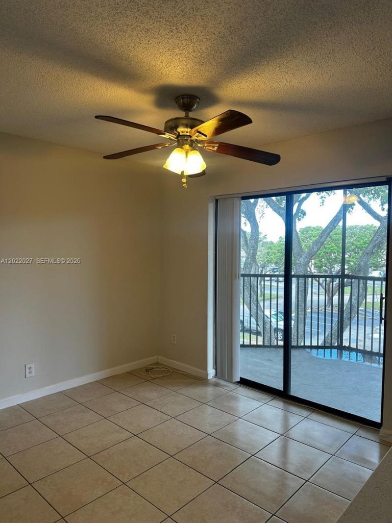 3400 Foxcroft Rd , Unit 301, Miramar, FL 33025 Photo