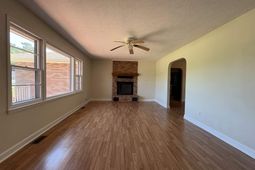 4625 Graham St.  photo 4