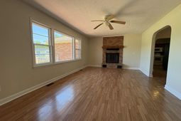 4625 Graham St.  photo 4
