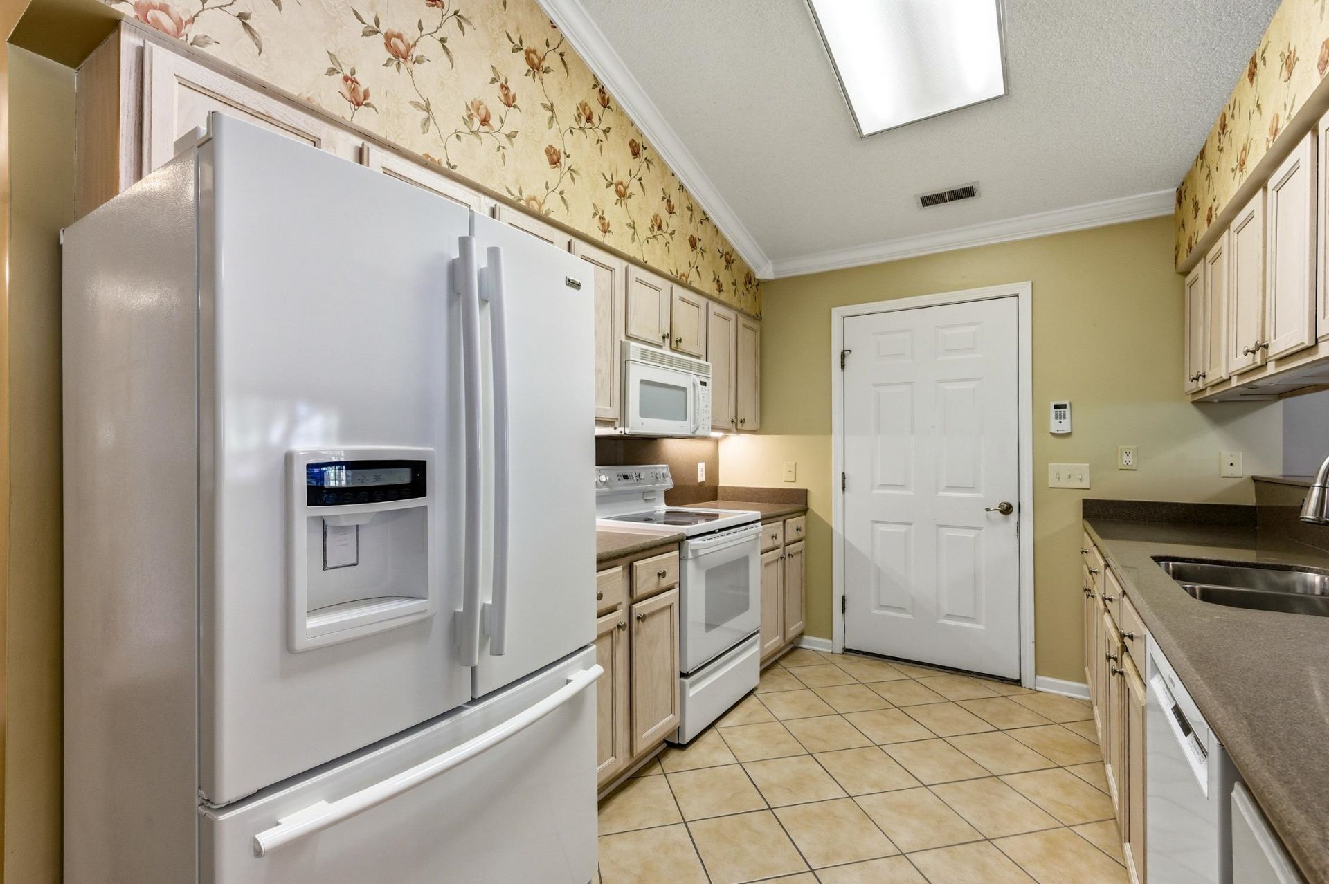 6618 E Sweetbriar Trail  Photo 10