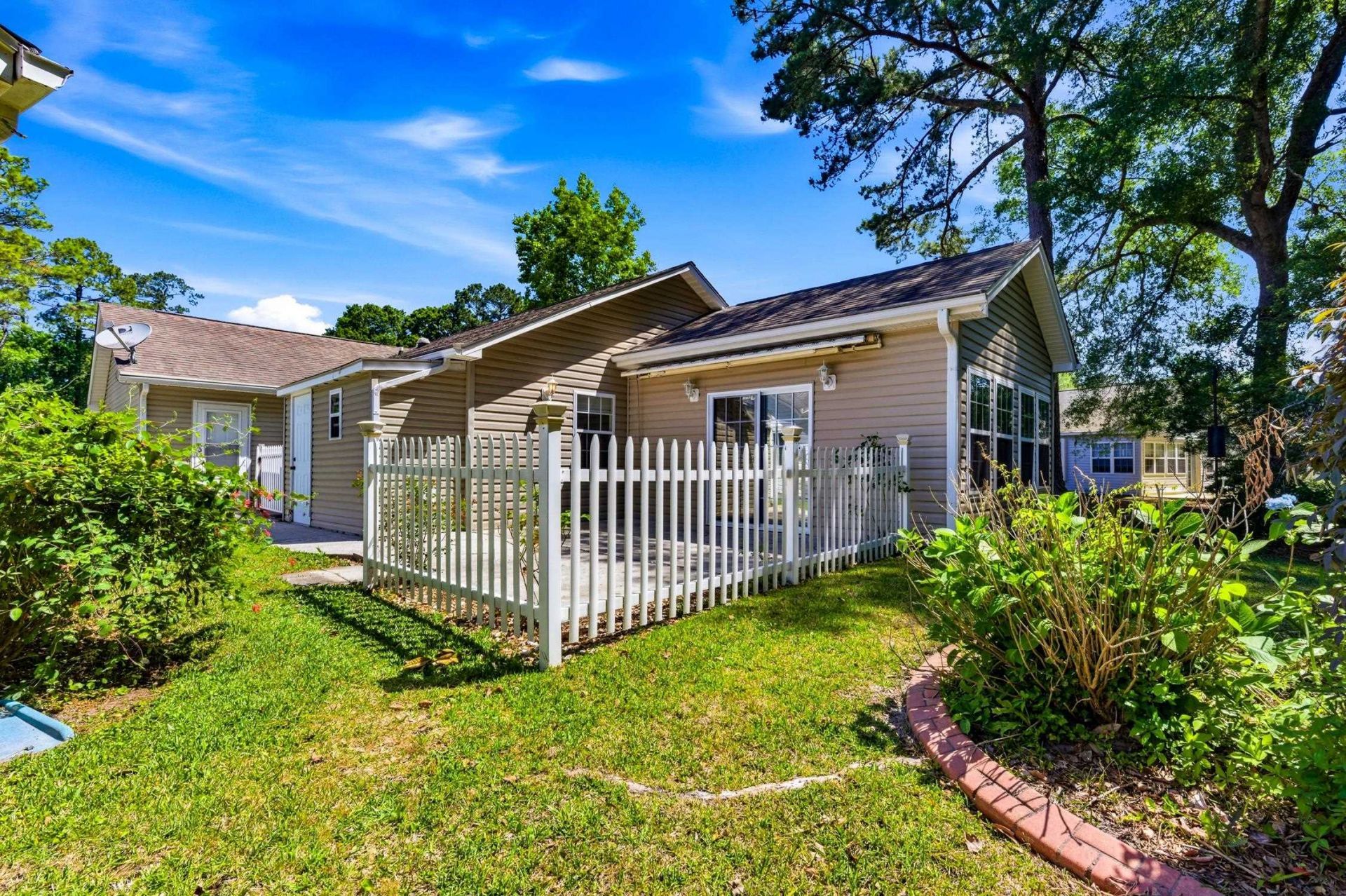 6618 E Sweetbriar Trail  Photo 4