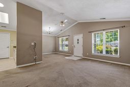 6618 E Sweetbriar Trail  photo 4