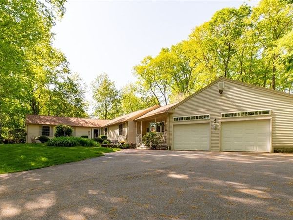 11 Fletcher Street, Plainville, MA 02762