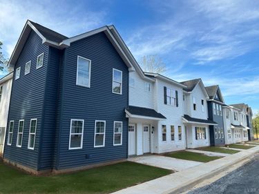 110 Aaron Place, Lynchburg, VA 24502