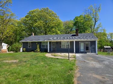 138 West Bethel Drive, Madison Heights, VA 24572
