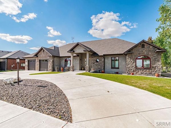 899 N Von Elm Drive, BLACKFOOT, ID 83221