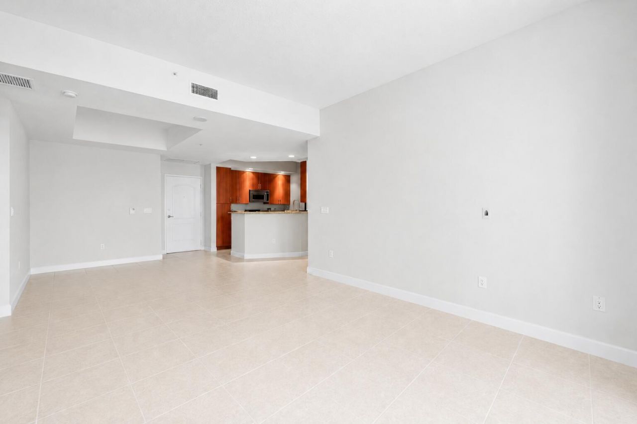 801 S Olive Avenue, Unit 914, West Palm Beach, FL 33401 Photo