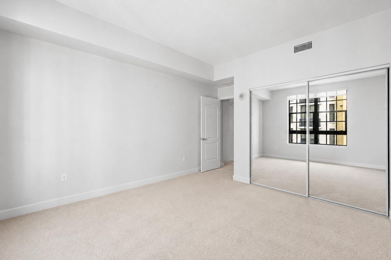 801 S Olive Avenue, Unit 914, West Palm Beach, FL 33401 Photo