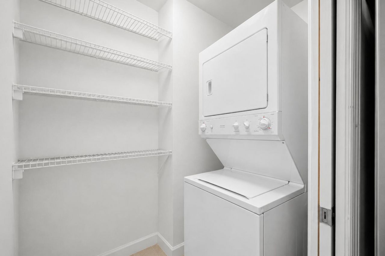801 S Olive Avenue, Unit 914, West Palm Beach, FL 33401 Photo