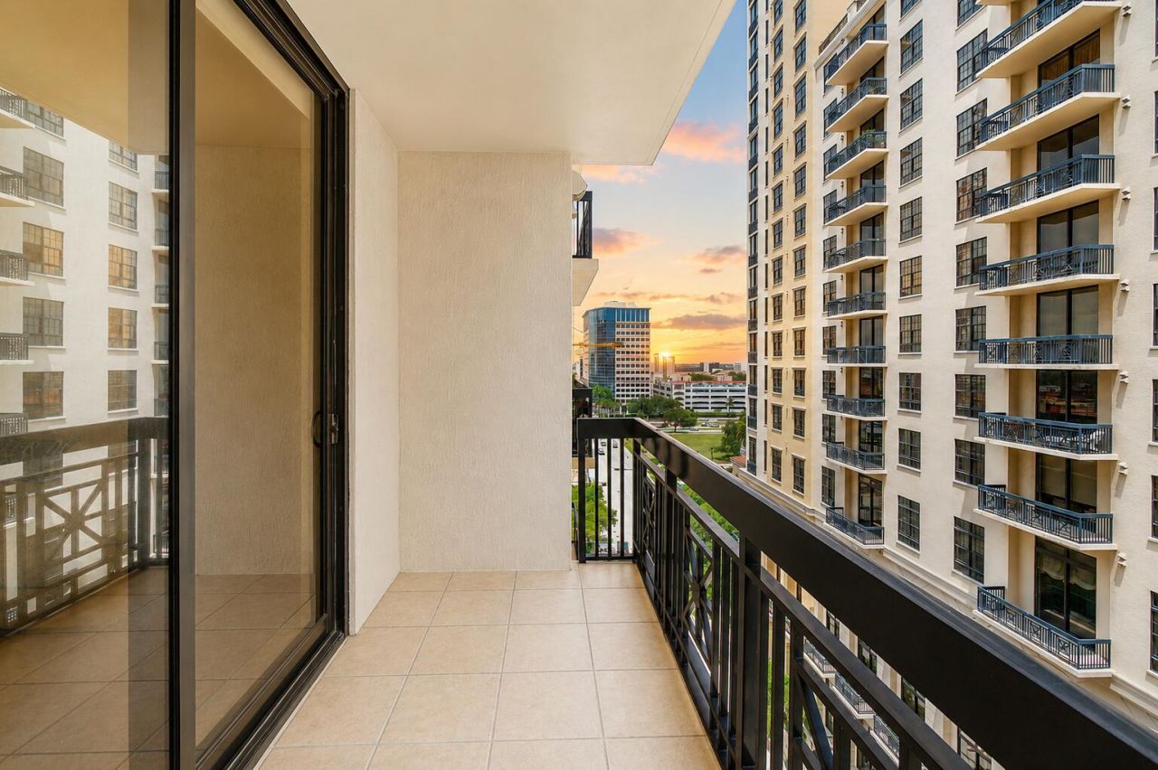 801 S Olive Avenue, Unit 914, West Palm Beach, FL 33401 Photo