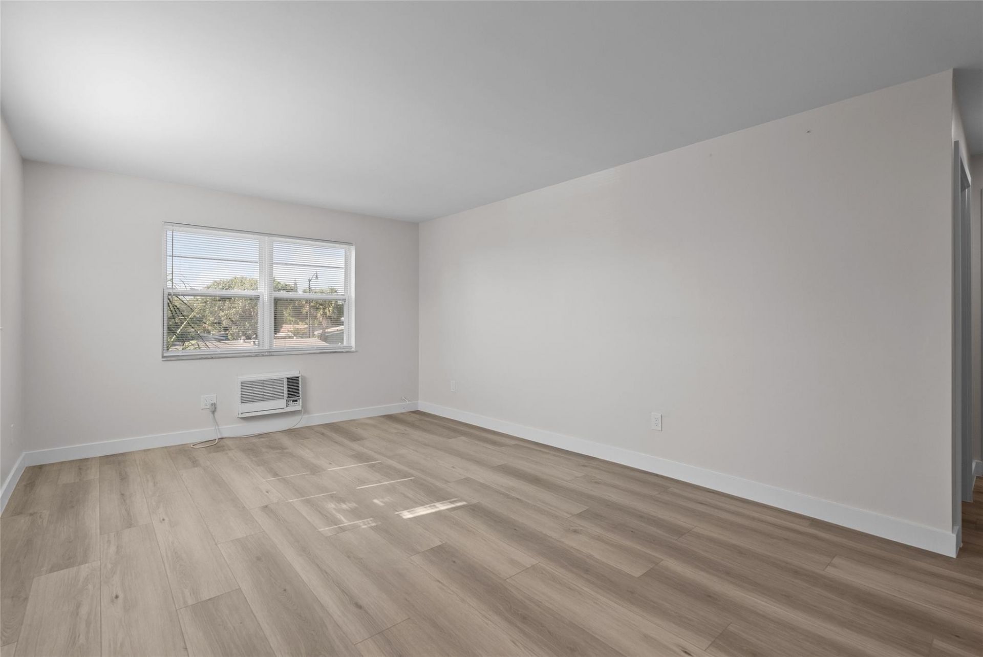 1150 E Sample Road, Unit 202, Pompano Beach, FL 33064 Photo