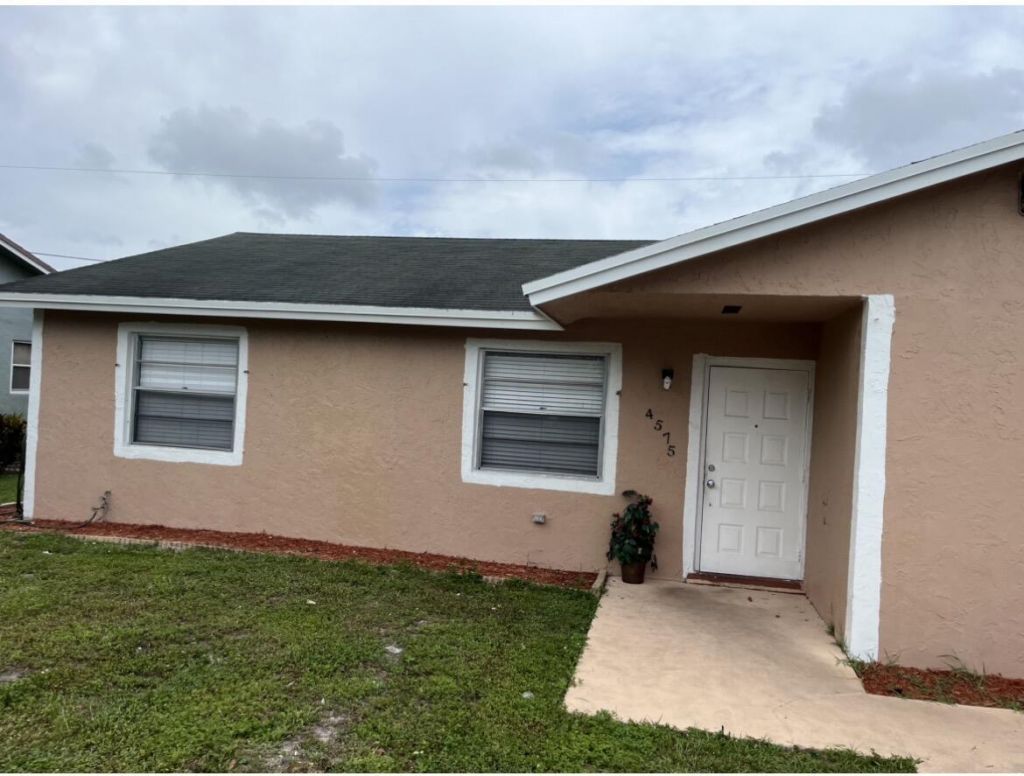 4575 Curtis Avenue, Lake Worth, FL 33463 Photo