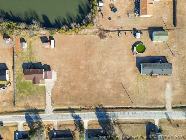 Lake Drive , Lumberton, NC 28358