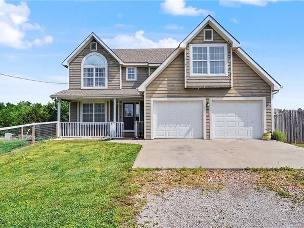 2199 Shawnee Road, Ottawa, KS 66067
